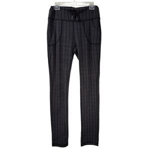 Lululemon Will Ziggy Wee women’s black drawstring pants size 28”x44”  #19-1936